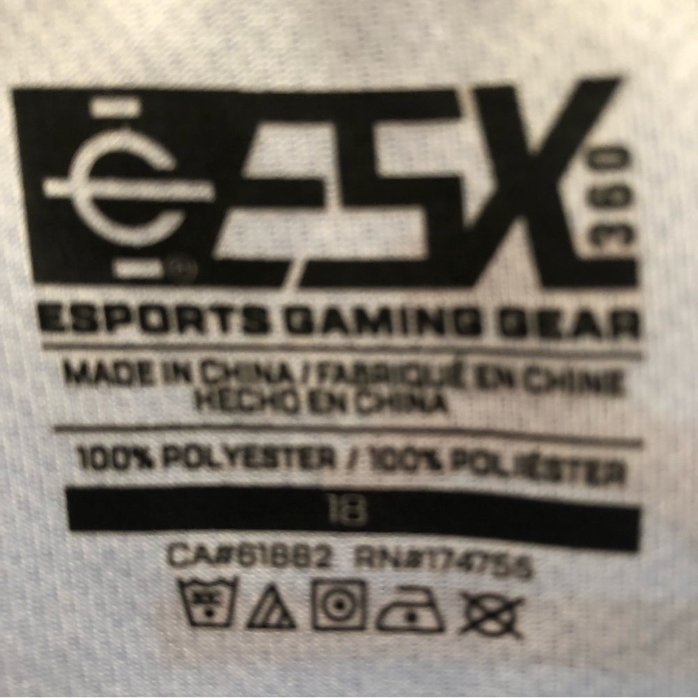 Gamer top size 18 - Picture 5 of 5